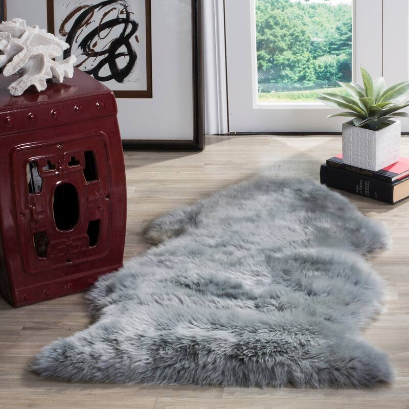 SAFAVIEH Handmade Natural Sheepskin Leanca 3.4-inch Thick Rug - 2' x 3' - Steel Blue - Rectangle