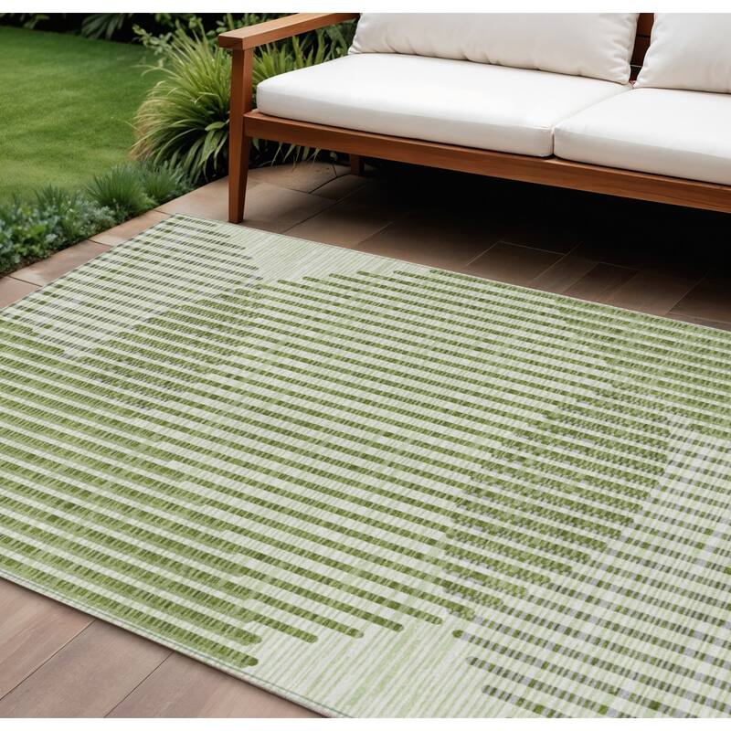 HomeRoots Geometric Transitional Rectangle Outdoor Rug - 9' X 12'