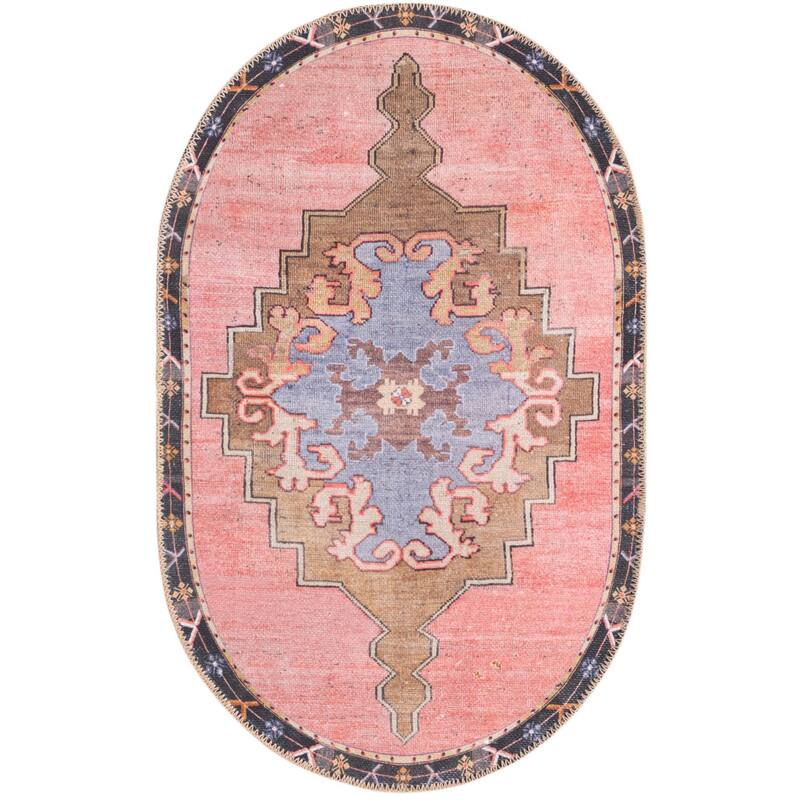 Traditional Rine Collection Area Rug