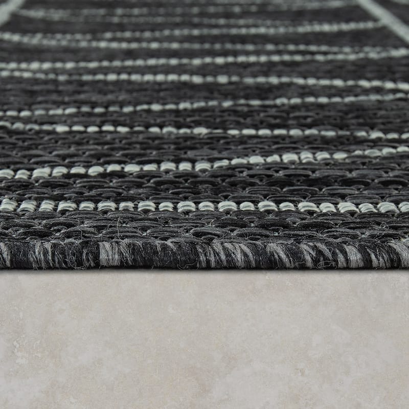 Black Grey Outdoor Rug Modern Ethnic pattern for Patio/Balcony
