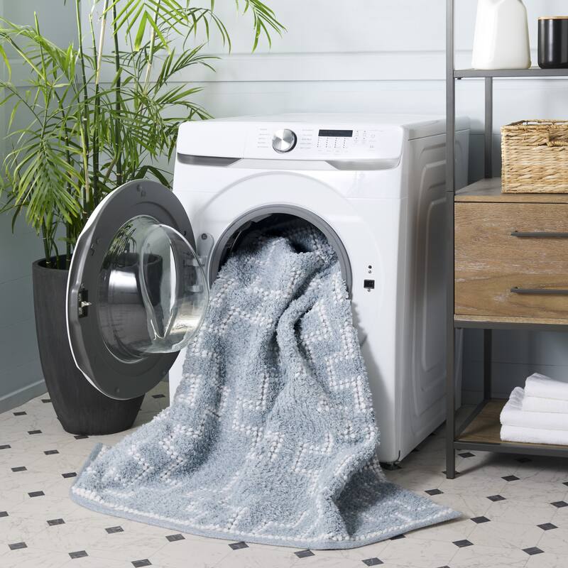 SAFAVIEH Handmade Vermont Greti Southwestern Rug