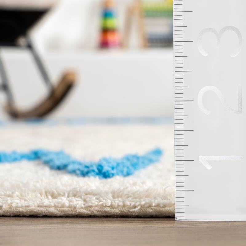 Nuloom Alphabet SpinClean Washable Round Rug