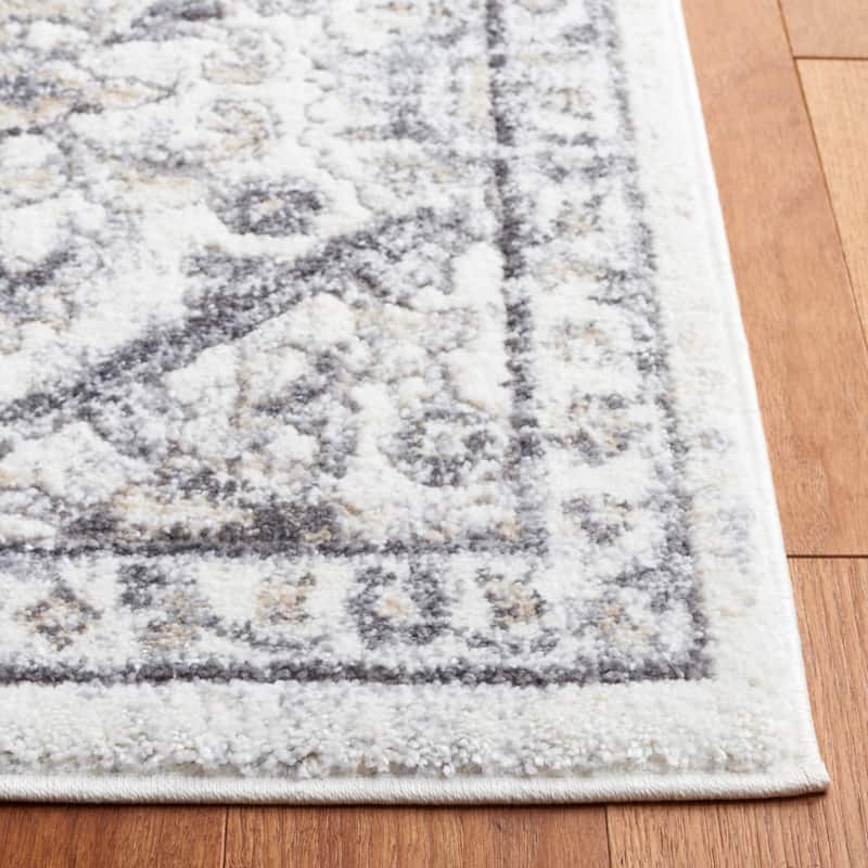 SAFAVIEH Opal Lalla Shabby Chic Oriental Rug