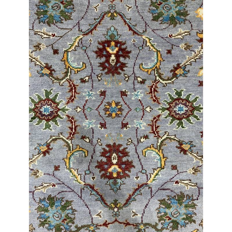 Gray Traditional Classic Collection Area Rug - Timeless Sophistication and Comfort
