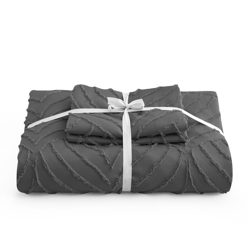 3 Piece Tufted Clipped Jacquard Geometric Oversized Duvet Cover Set