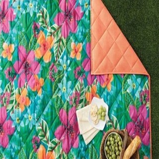 water repellent blanket
