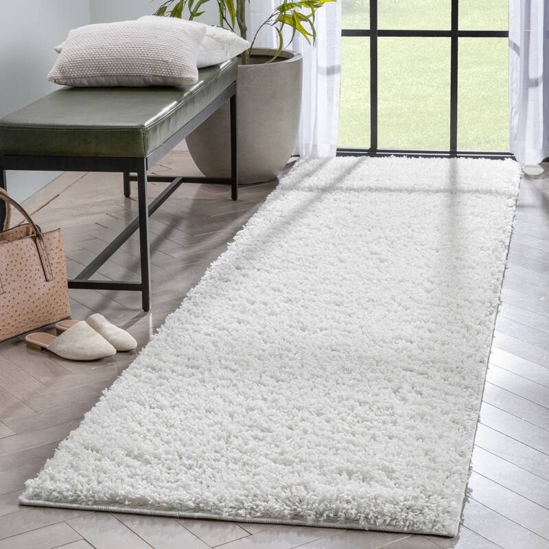 Well Woven Elle Basics Emerson Plain Shag Area Rug