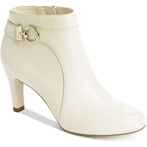 Bandolino longo ankle booties clearance