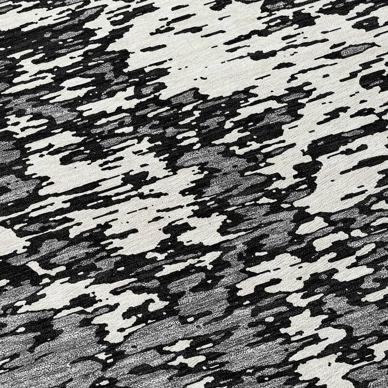 Machine Washable Indoor/ Outdoor Abstract Pixels Chantille Rug