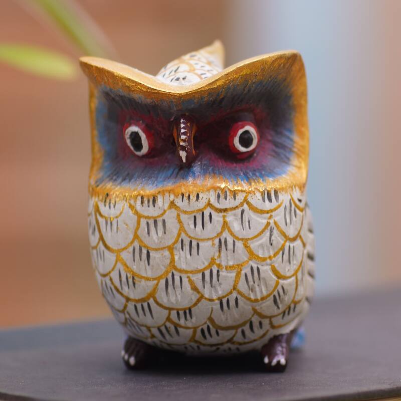 Novica Handmade Midnight Hunt Wood Statuette