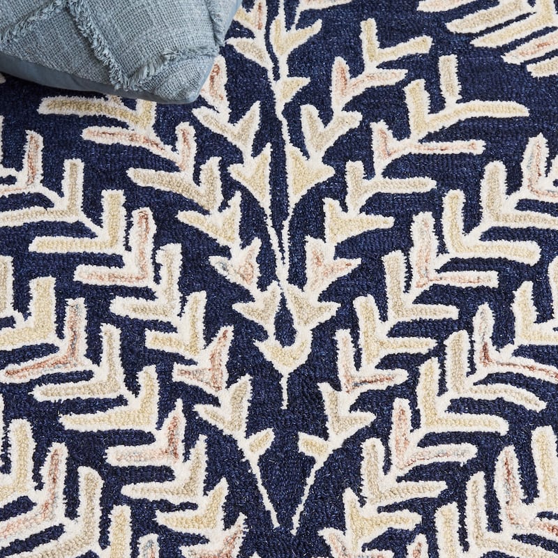 SAFAVIEH Handmade Capri Kert Wool Rug