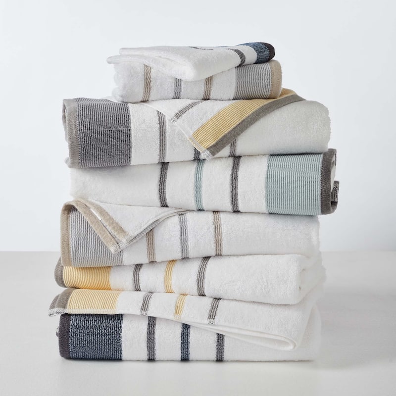 Linery & Co. Luxury Cotton Decorative Towel Set.