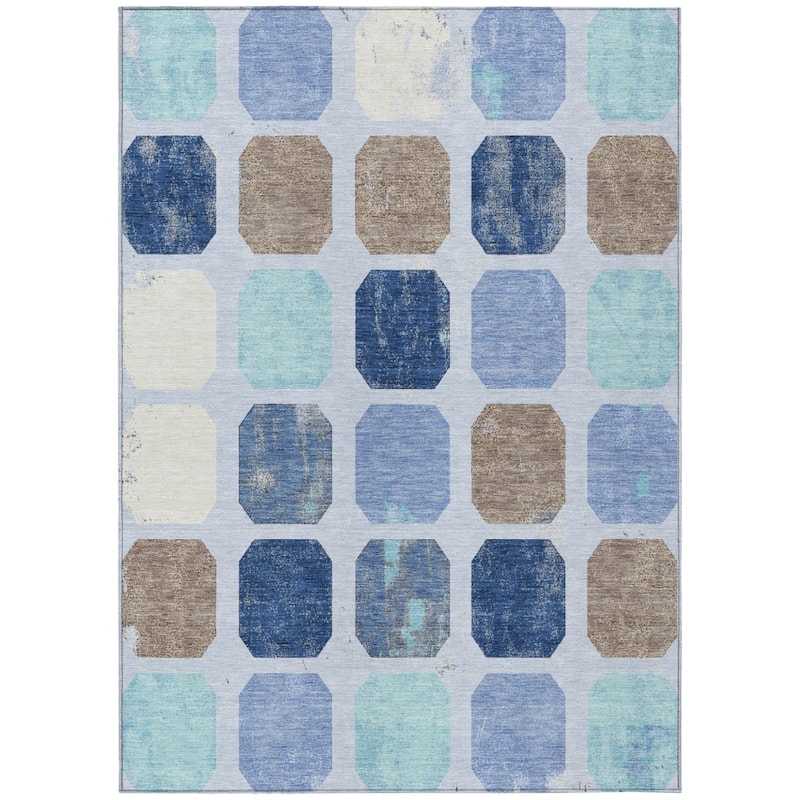 HomeRoots Geometric Transitional Rectangle Outdoor Rug