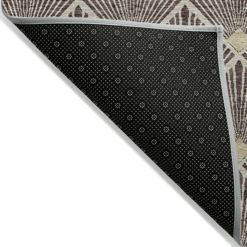 Machine Washable Indoor/ Outdoor Chantille Modern Shells Rug