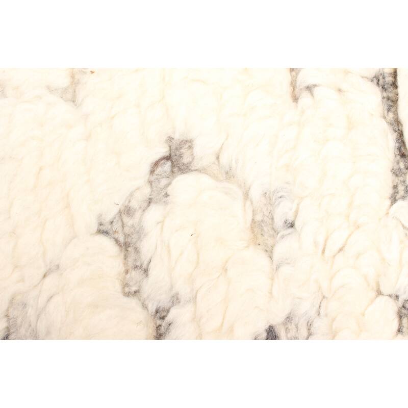 ECARPETGALLERY Hand-knotted Tangier Cream Wool Rug - 5'6 x 7'6