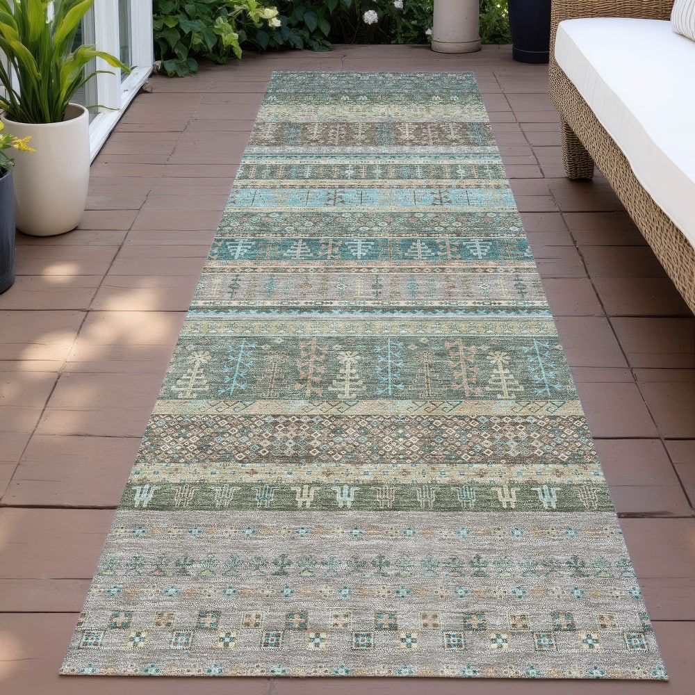 Machine Washable Indoor/Outdoor Global Kilim Chantille Rug