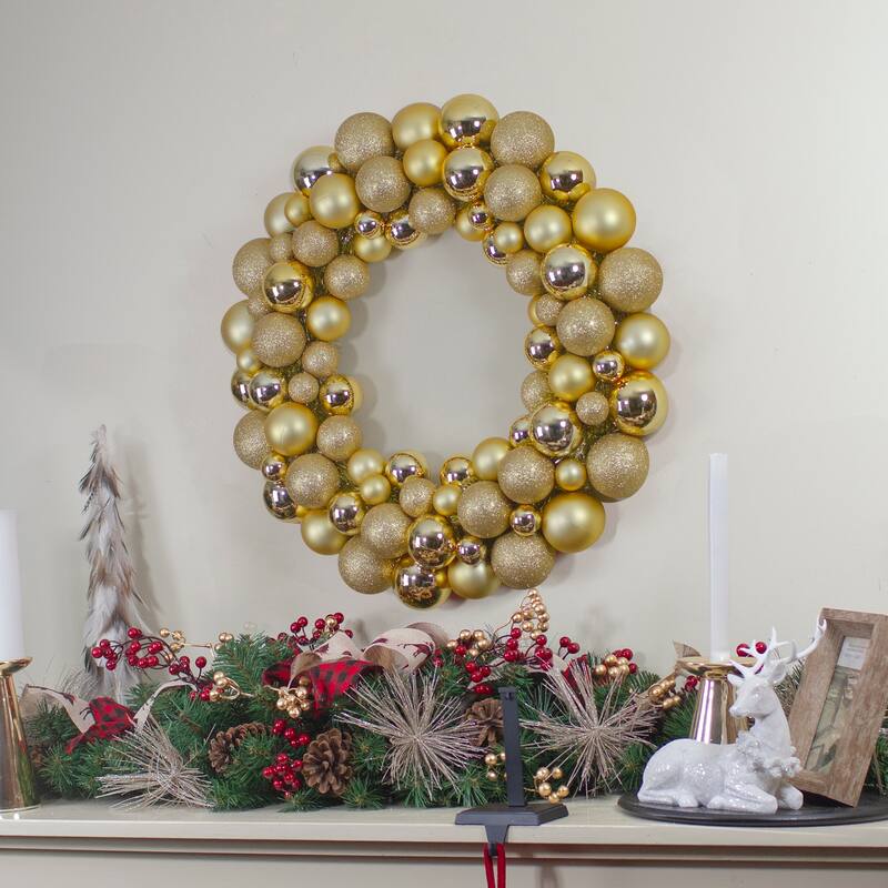 Vegas Gold 3-Finish Shatterproof Ball Christmas Wreath - Unlit