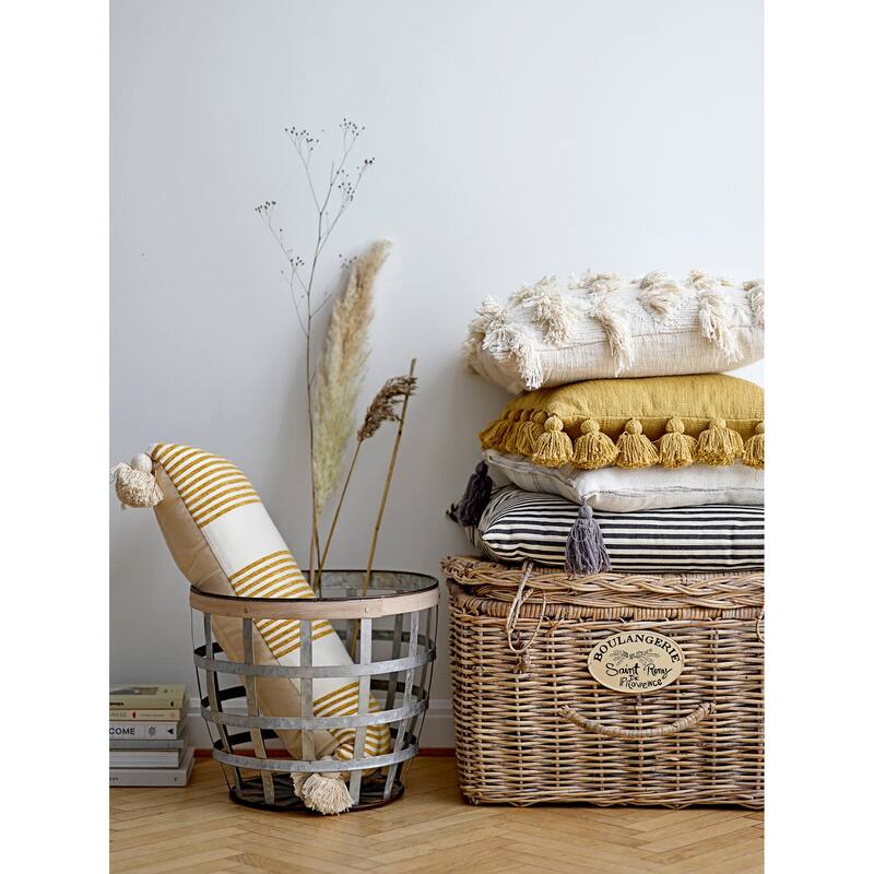 Cotton Pillow with Tassels