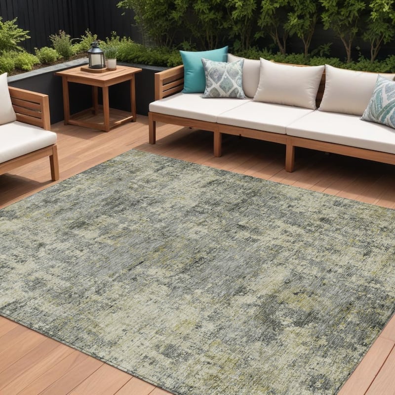 HomeRoots Abstract Transitional Rectangle Outdoor Rug - 10' X 14'