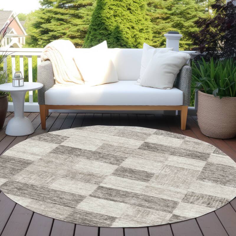 Machine Washable Indoor/ Outdoor Checker Chantille Rug