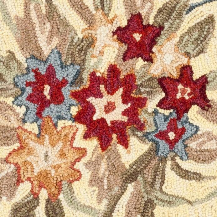 SAFAVIEH Handmade Chelsea Ashlyn French Country Floral Wool Rug