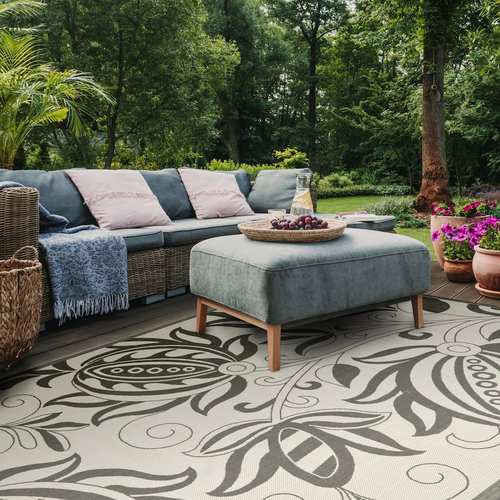 SAFAVIEH Courtyard Oxana Indoor /Outdoor Waterproof Patio Backyard Rug