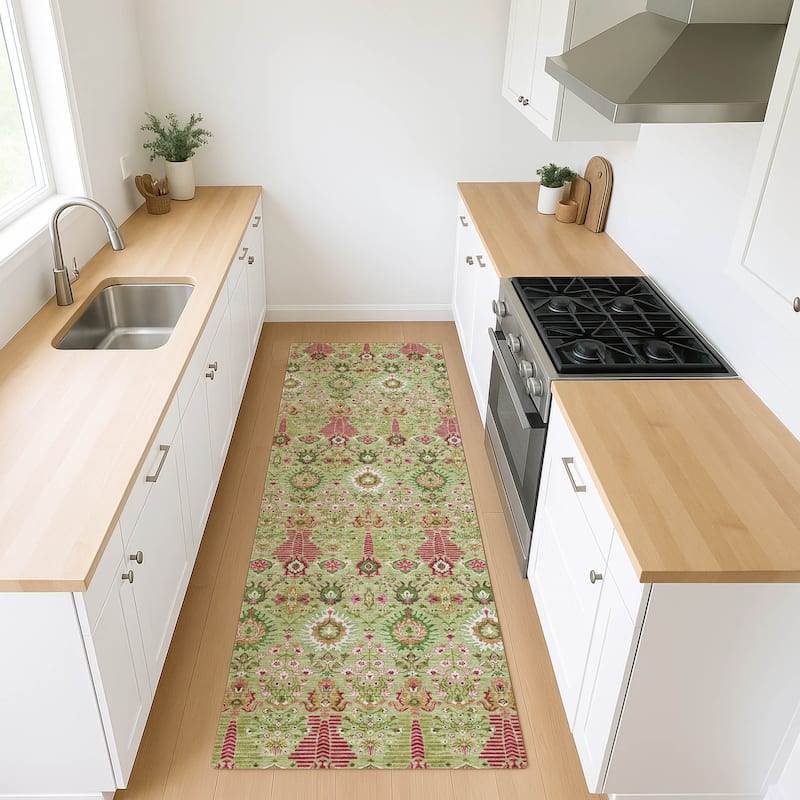 Machine Washable Indoor/ Outdoor Traditional Xander Chantille Rug