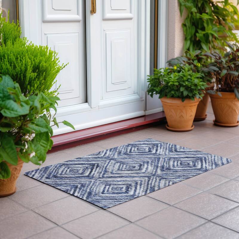 Machine Washable Indoor/ Outdoor Chantille Moroccan Boho Contemporary Rug - Blue - 1'8" x 2'6"