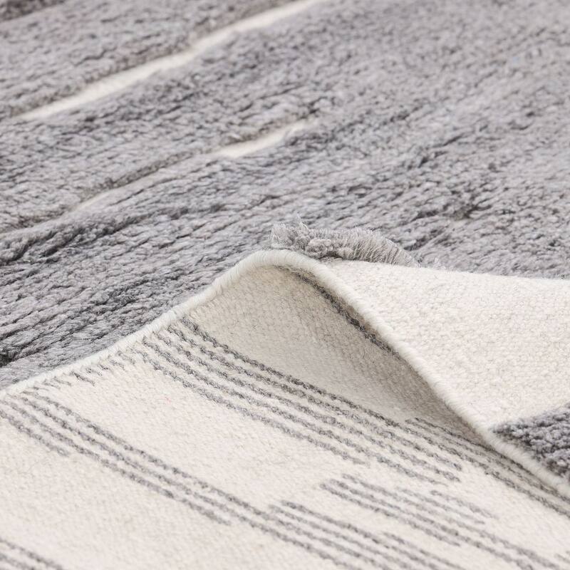 Overton Handmade Modern Contemporary Geometric Area Rug