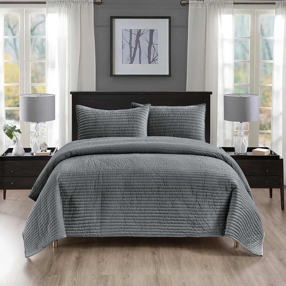 Pointehaven Heavy-Weight Oversized Channel Design Velvet Quilt Sets