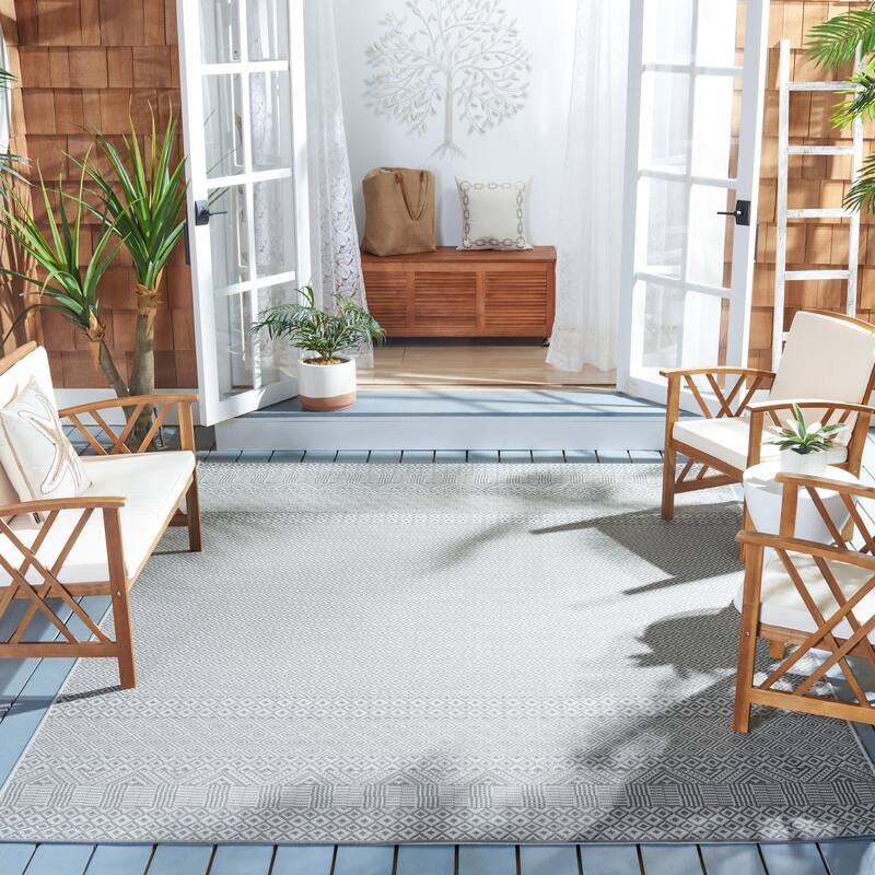 SAFAVIEH Courtyard Velia Indoor/ Outdoor Waterproof Patio Backyard Rug
