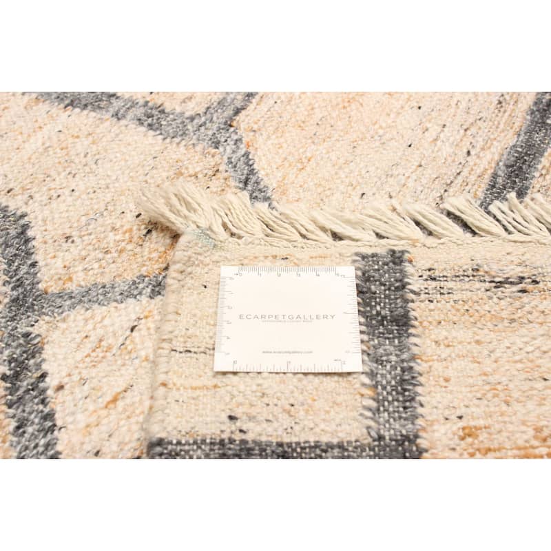 ECARPETGALLERY Flat-Weave Ankara FW Beige Wool Kilim - 5'6 x 7'7