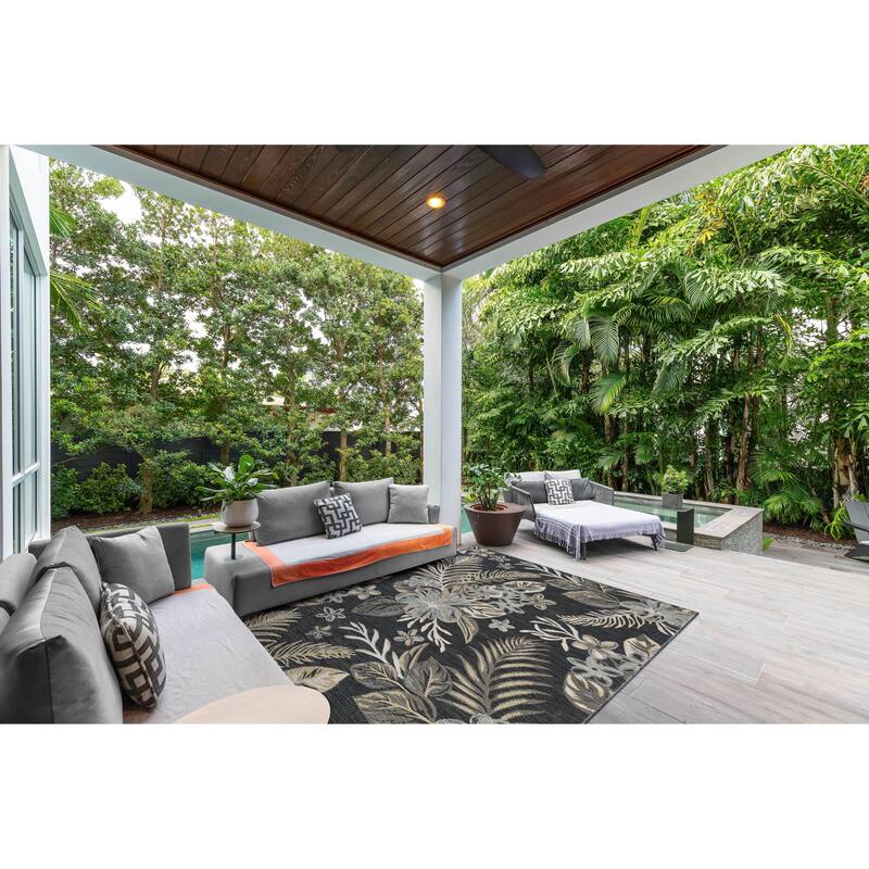 Domani Novarro Modern Palms Reversible Indoor/Outdoor Area Rug