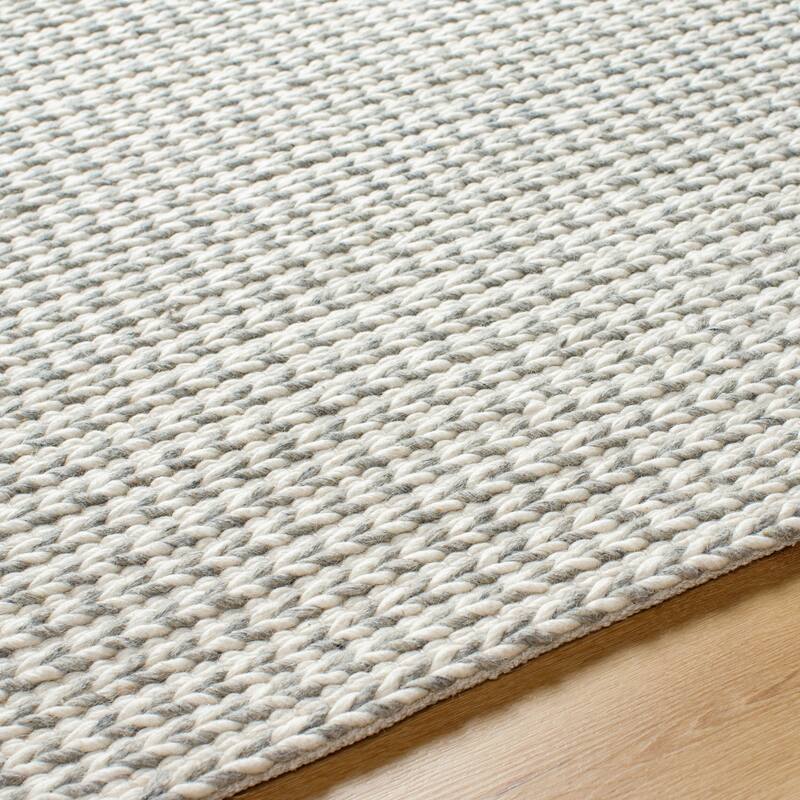 Livabliss Sundance Casual Dots Area Rug