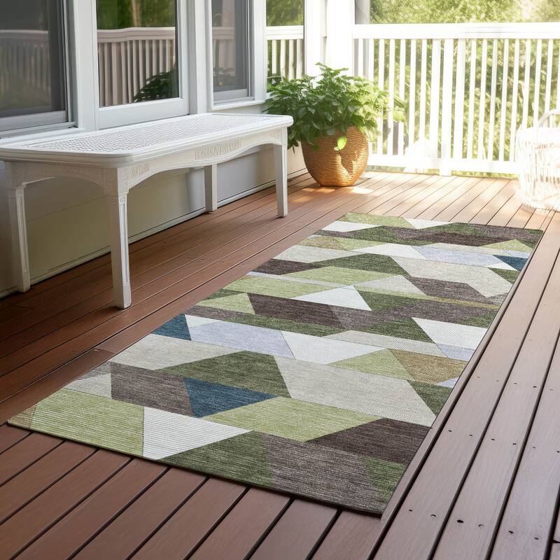Machine Washable Indoor/ Outdoor Modern DeVaughn Chantille Rug - Olive - 2'3" x 7'6"