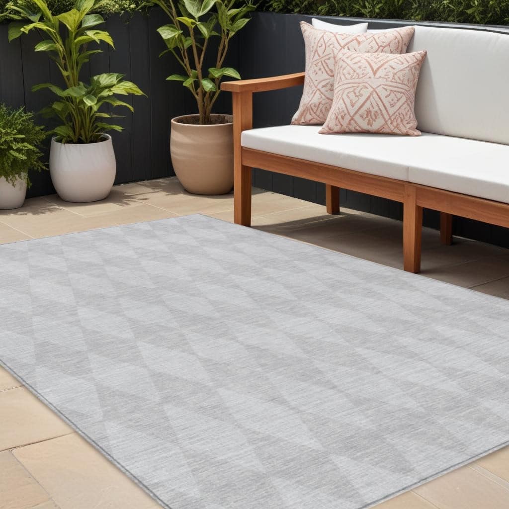 HomeRoots Geometric Transitional Rectangle Outdoor Rug