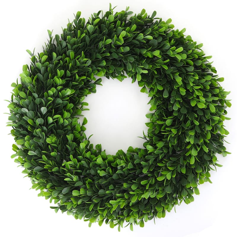 Soft Touch Holly Wreath