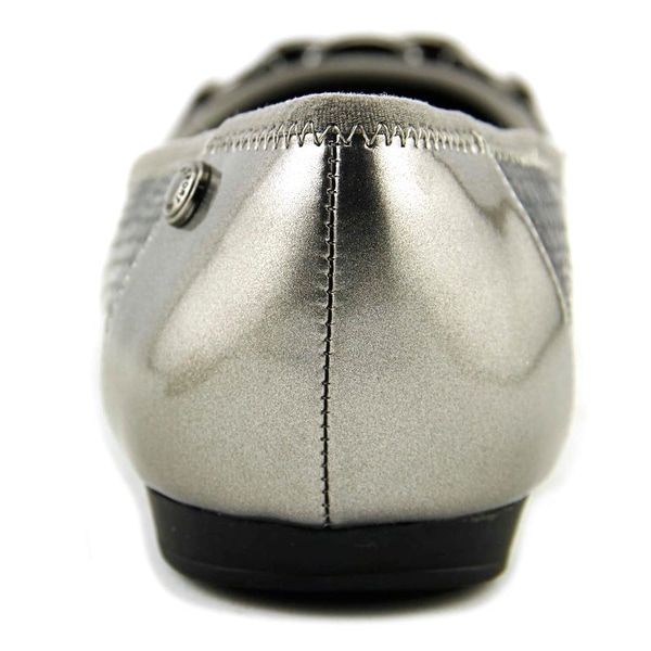 anne klein gray flats