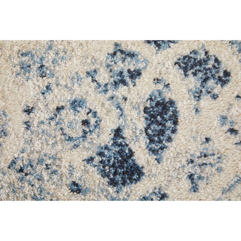 Wyllah Contrasting Distressed Area Rug