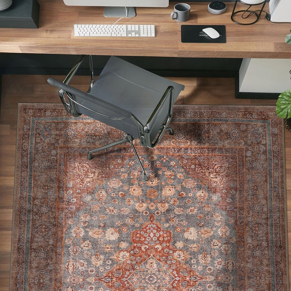 World Rug Gallery Traditional Flat Pile Washable Non-Slip Area Rug