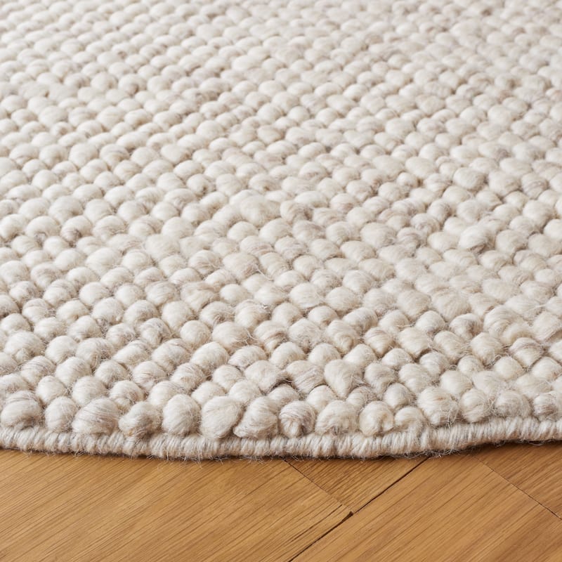 SAFAVIEH Handmade Natura Eduina New Zealand Wool Rug