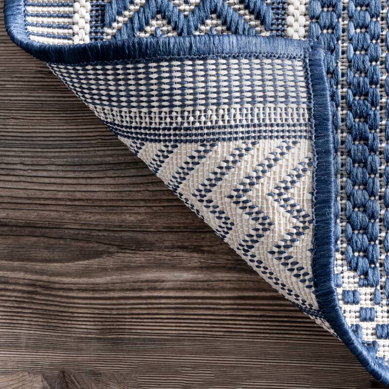 Nuloom Lowen Tribal Indoor/Outdoor Area Rug