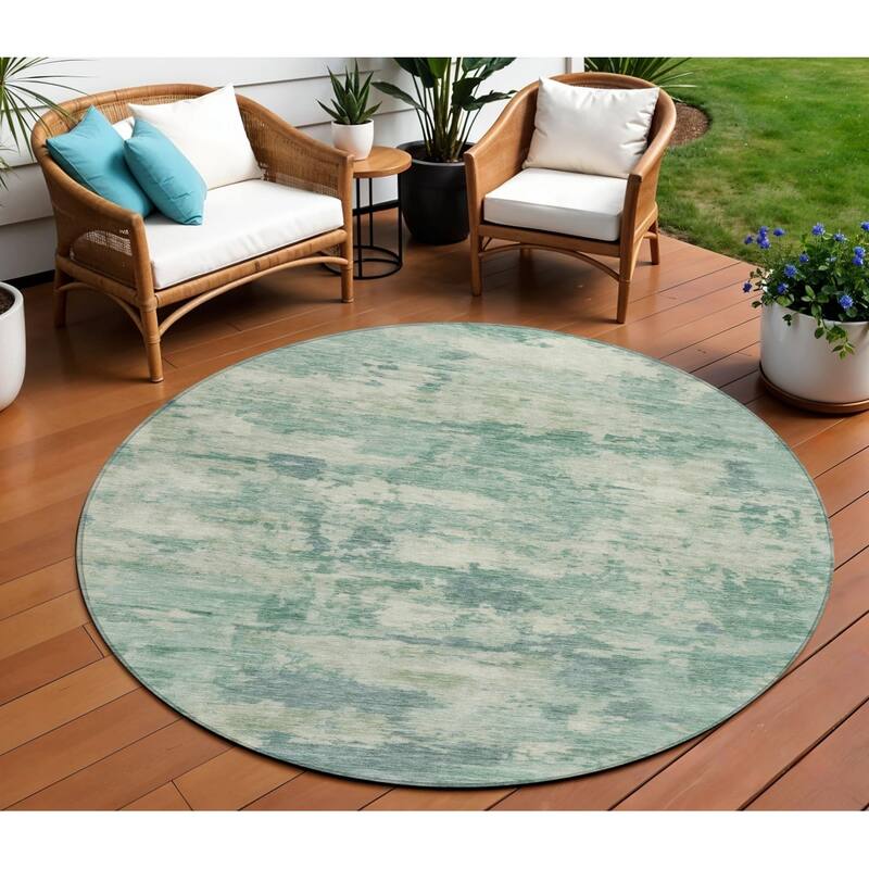 HomeRoots Abstract Transitional Rectangle Outdoor Rug - 8' Round