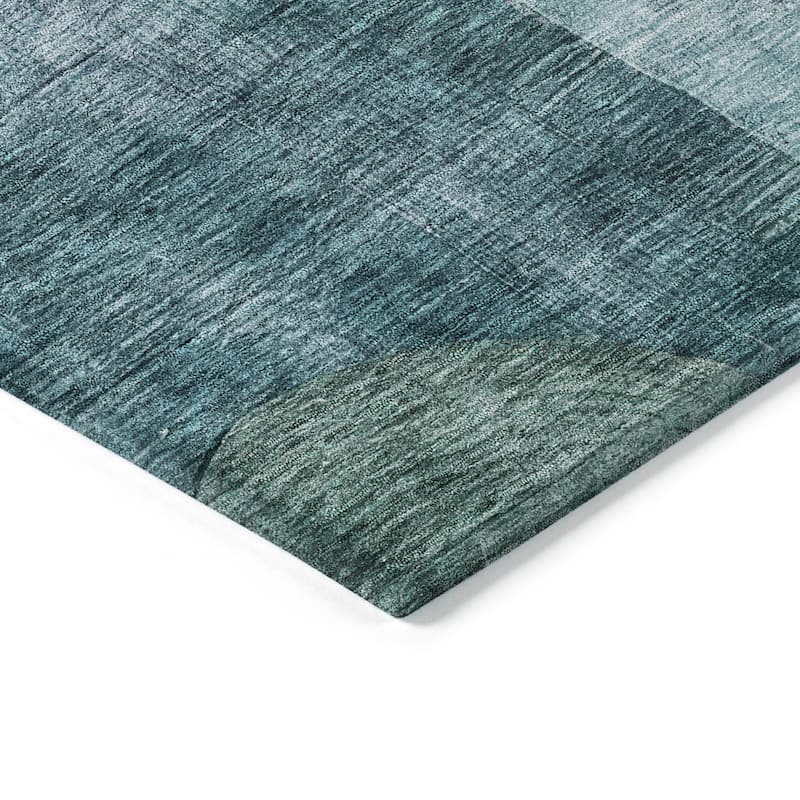 Machine Washable Indoor/ Outdoor Abstract Geo Chantille Rug