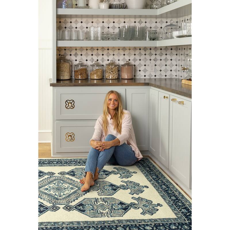 Charlotte Collection Ivory Hand Tufted Indoor Area Rug - 5' x 7'3" - Ivory