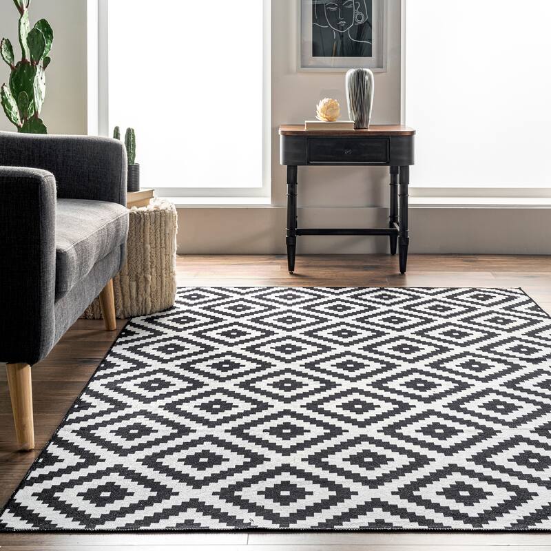 Nuloom Kellee SpinClean Machine Washable Modern Diamonds Area Rug