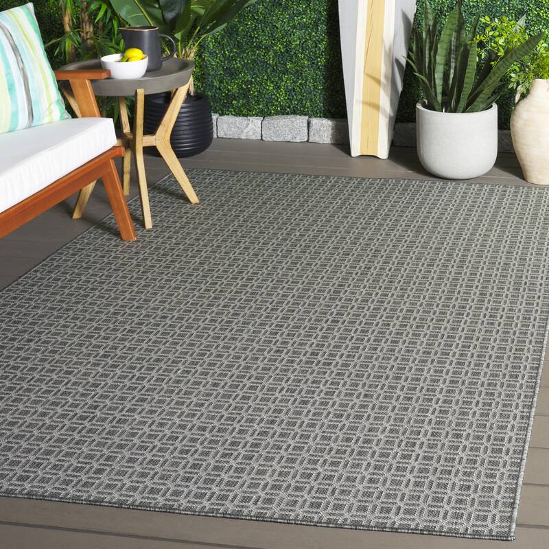SAFAVIEH Terrace Ganit Indoor/Outdoor Washable Backyard Patio Rug - 4' x 6' - Grey/Dark Grey