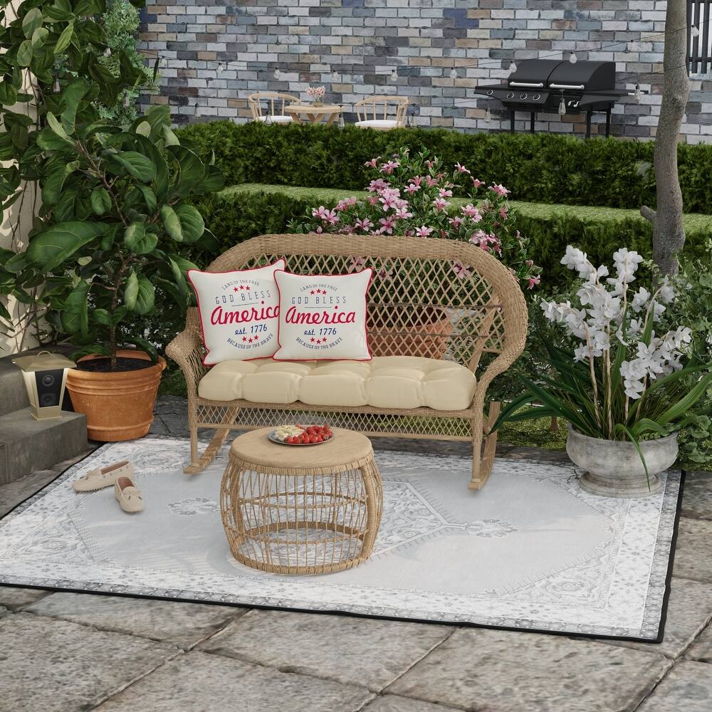 18" x 18" Americana Outdoor Throw Pillow with Welt - Set of 2 - 18'' L x 18'' W x 5'' H