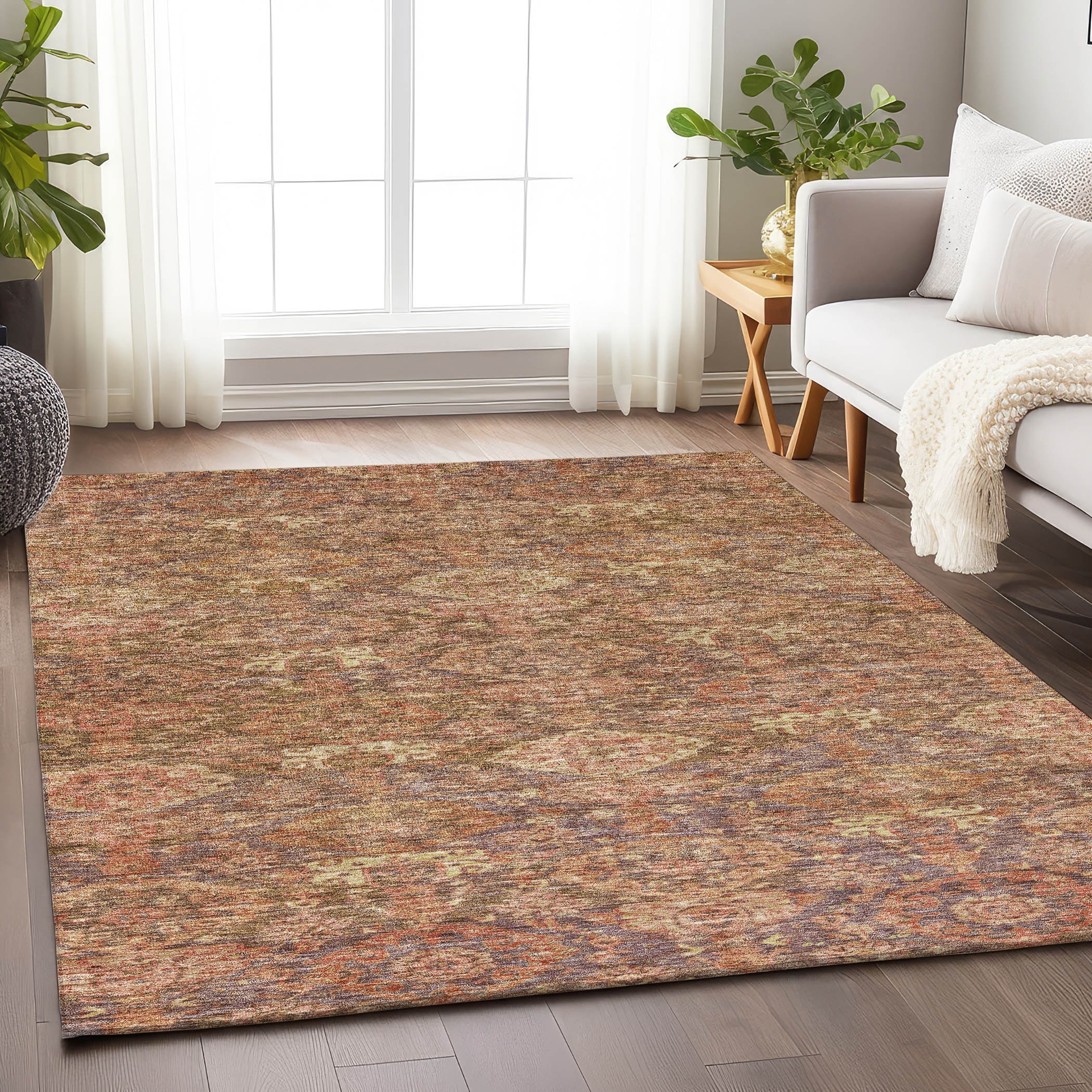 Machine Washable Indoor/ Outdoor Traditional Damask Chantille Rug