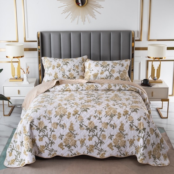 S&S Floral Bedspread Set. Opens flyout.